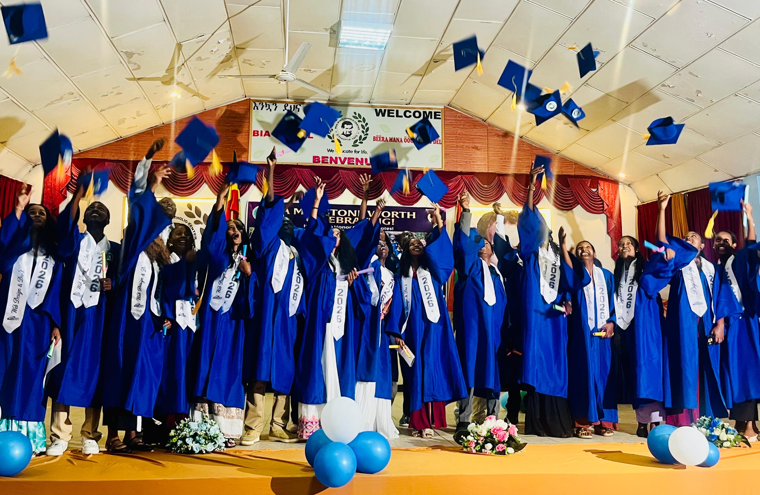 absolventi Don Bosco Gambela
